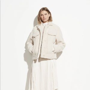 Vince Sherpa Jacket in pearl